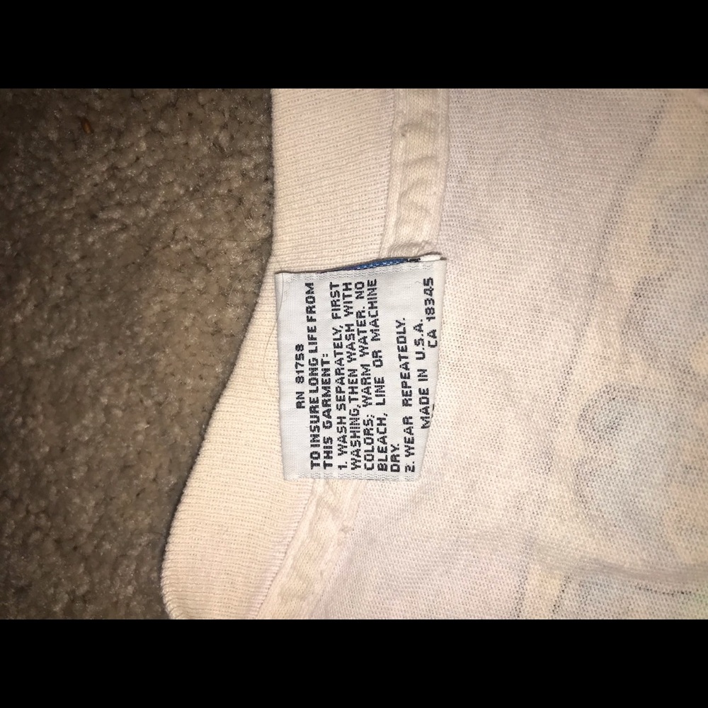 1992 Grateful Dead tour t shirt - Picture 5 of 6